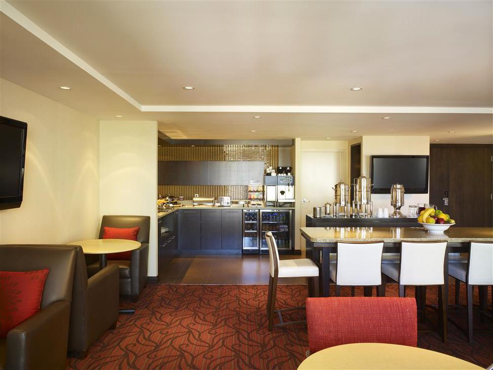 โรงแรมเชอราตัน แวนคูเวอร์ แอร์พอร์ต ริชมอนด์ ร้านอาหาร รูปภาพ